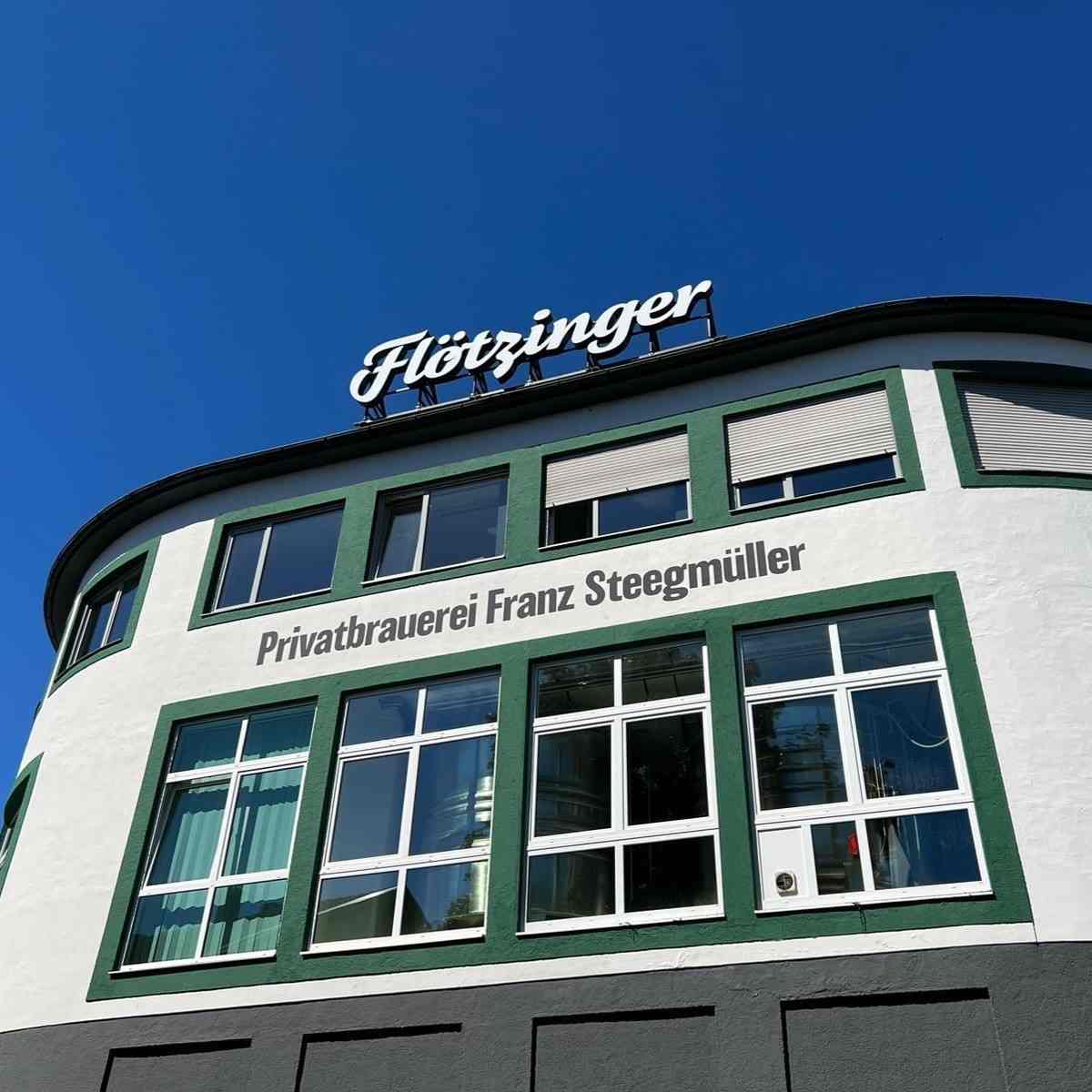 Herbstfest: Dirndl, Dancing & Flotzinger